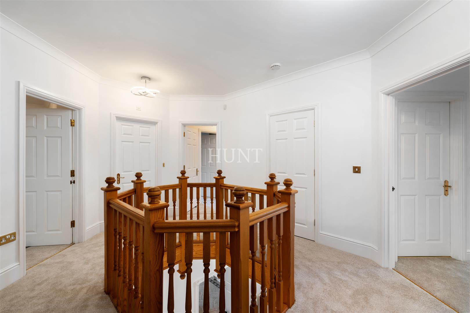 Regents Drive, Woodford Green, IG8 - Slide 9