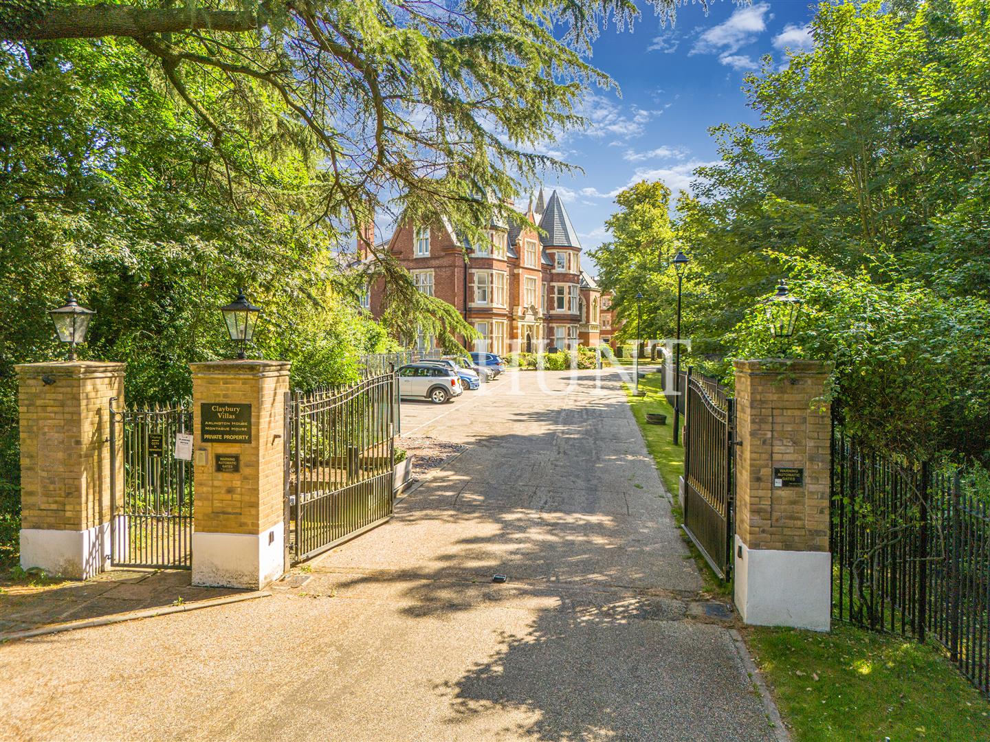 Montague House, Woodford Green, IG8 - Slide 12