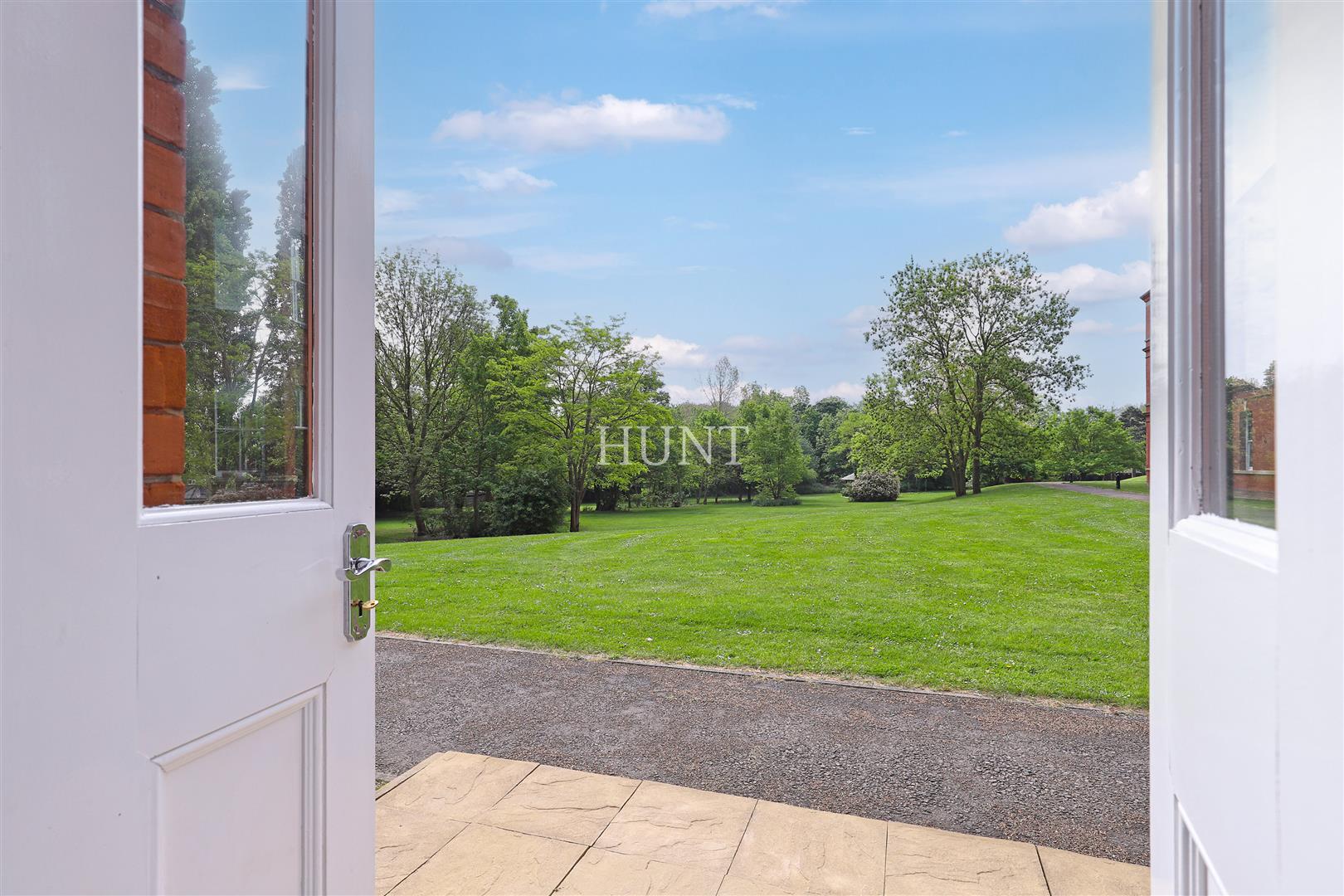 Devonshire House, Woodford Green, IG8 - Slide 12