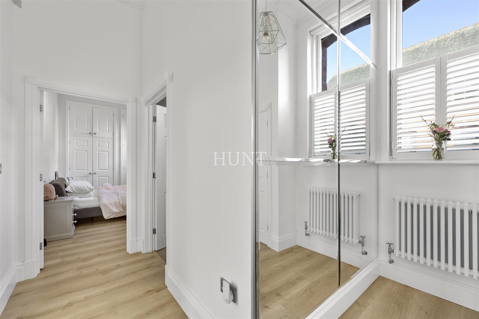 Northumberland House, Woodford Green, IG8 - Slide 12