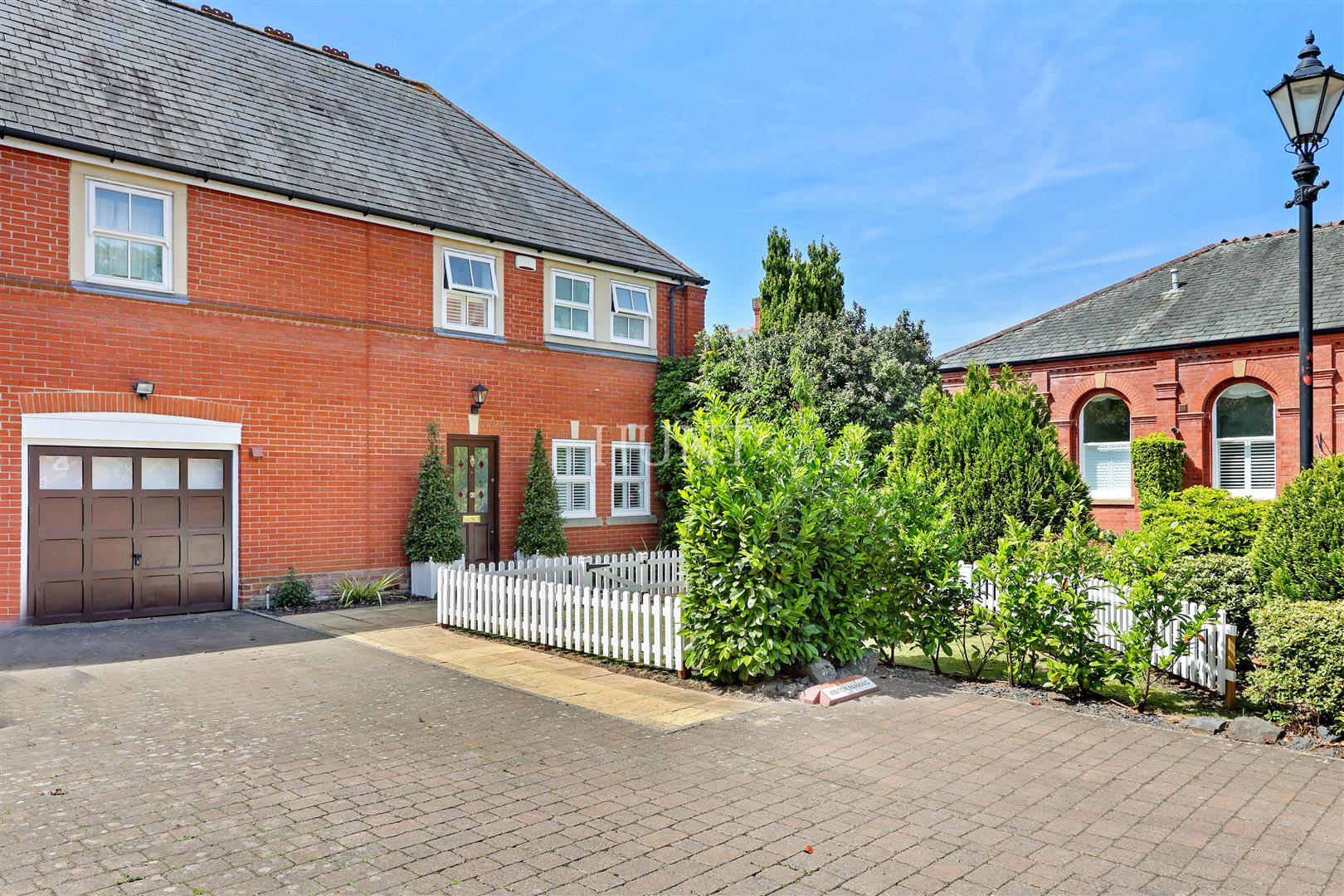 Chapel Mews, Woodford Green, IG8 - Slide 27