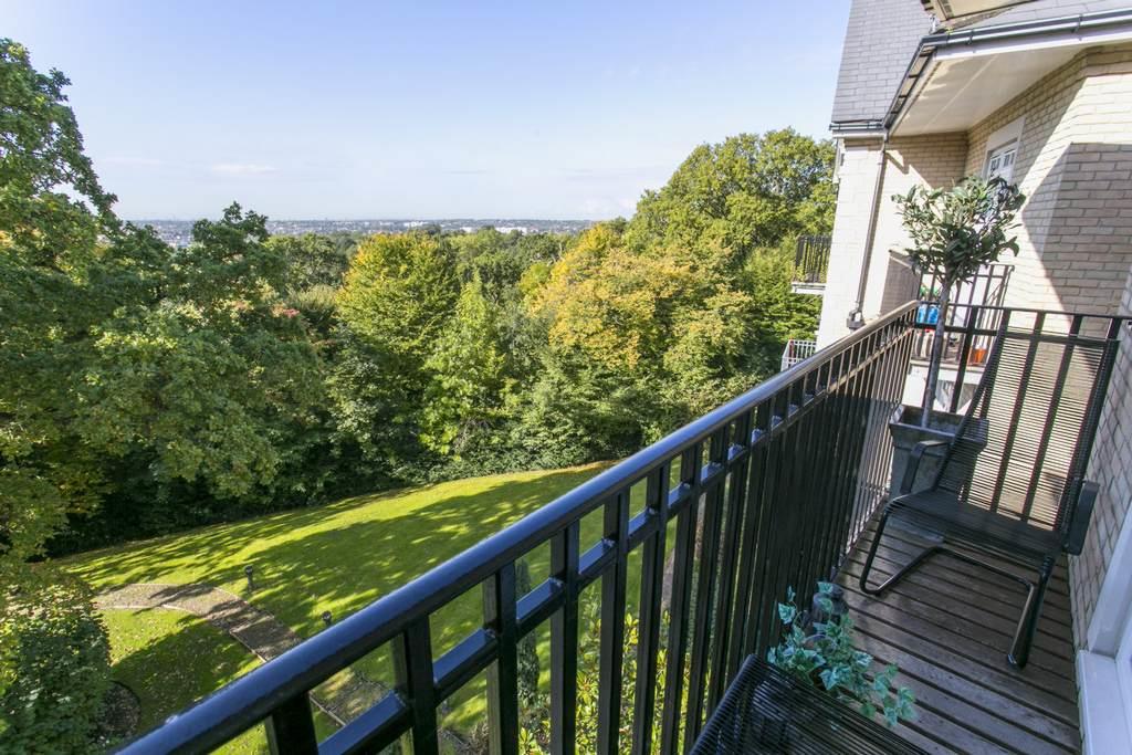The Manor, Woodford Green, IG8 - Slide 13