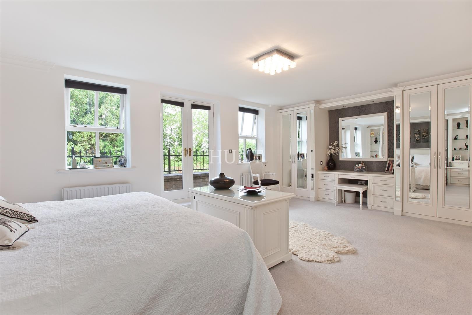 Regents Drive, Woodford Green, IG8 - Slide 12