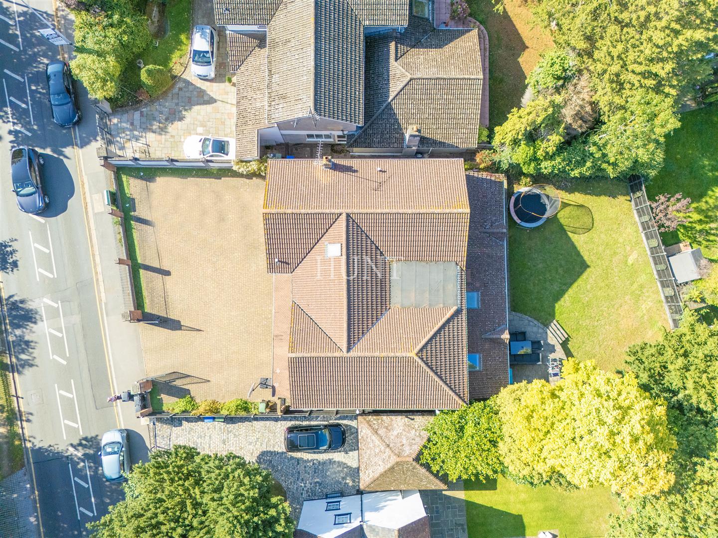 High Road, Chigwell, IG7 - Slide 14