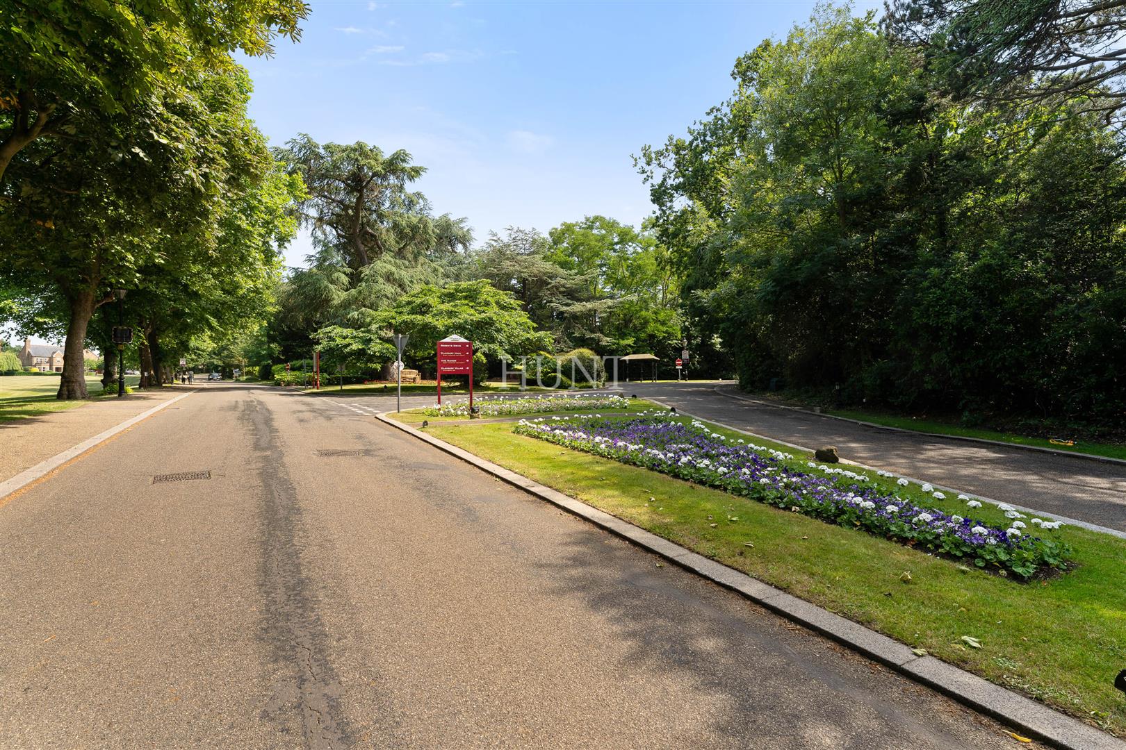 Tavistock House, Woodford Green, IG8 - Slide 14