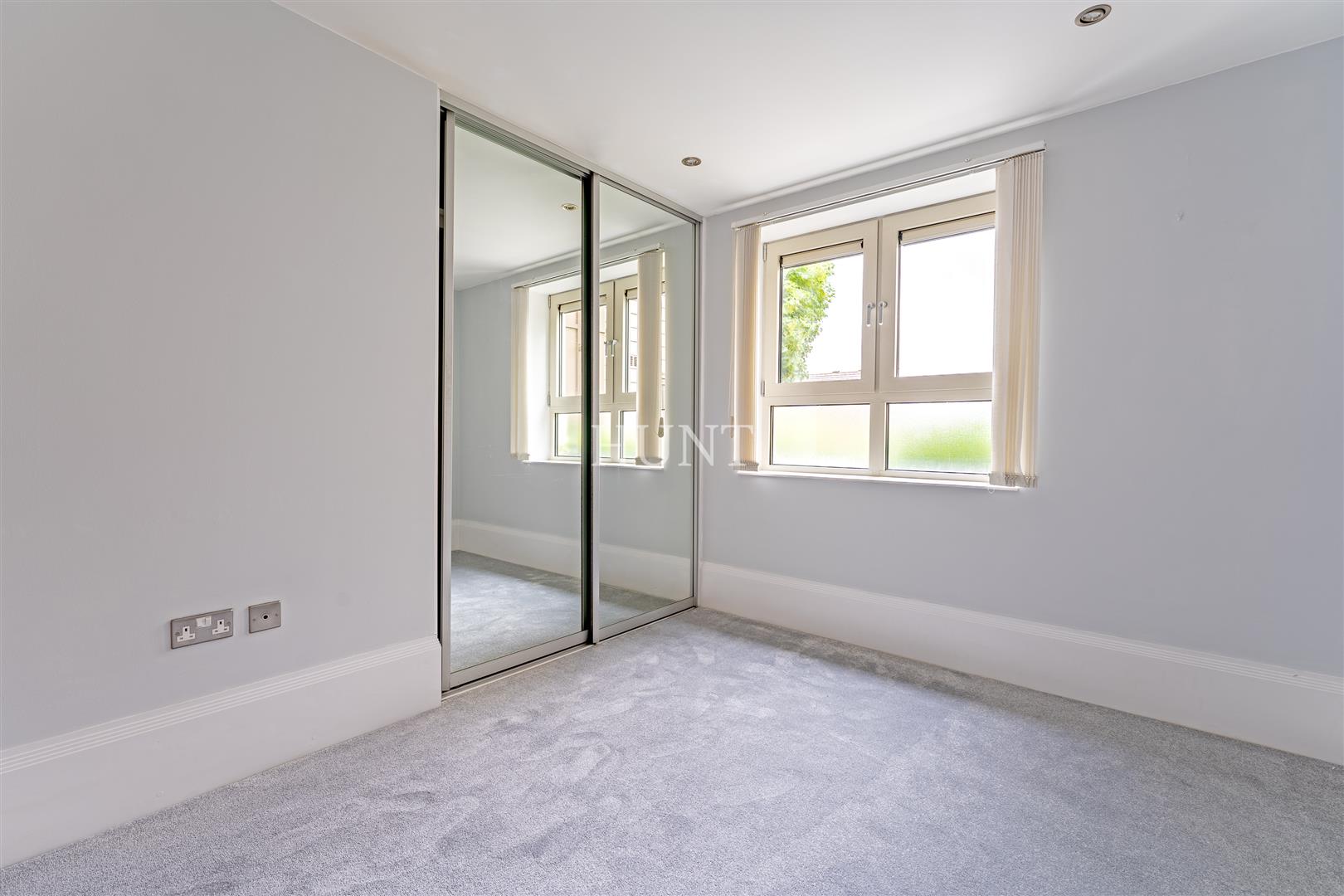 The Atrium, Buckhurst Hill, IG9 - Slide 4