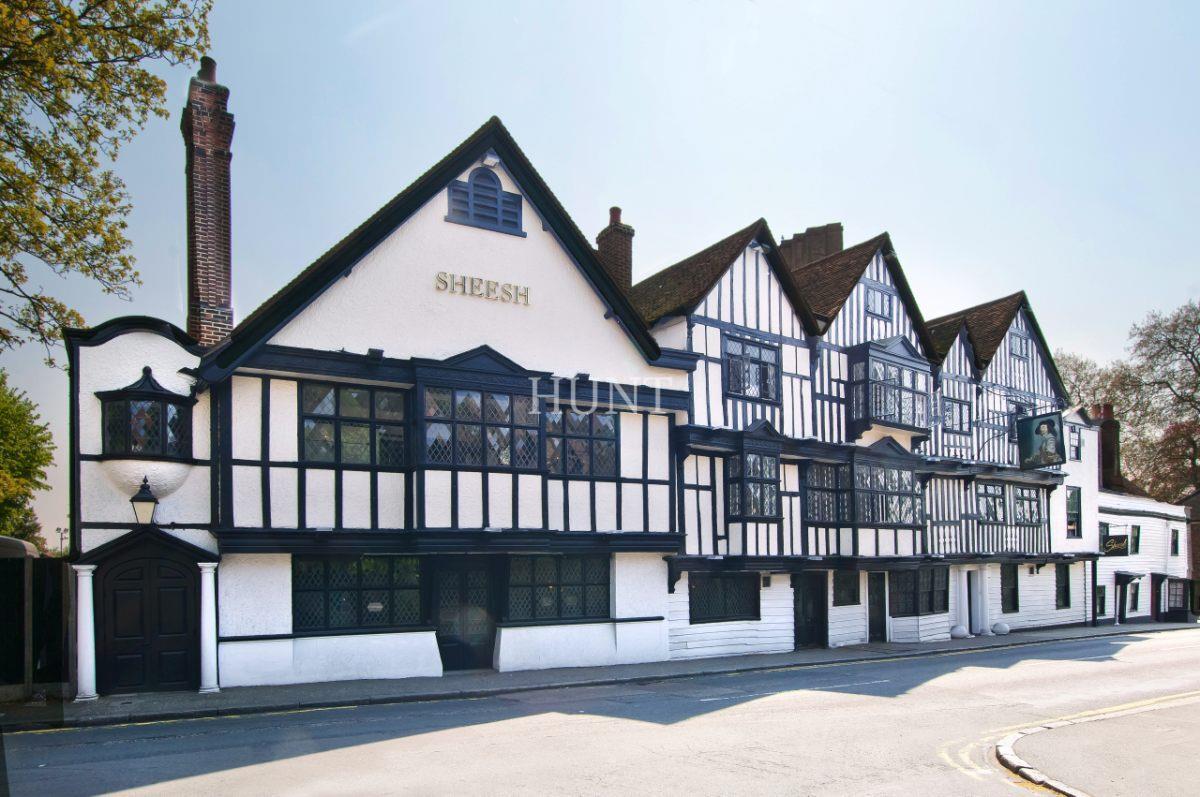 High Road, Chigwell, IG7 - Slide 16