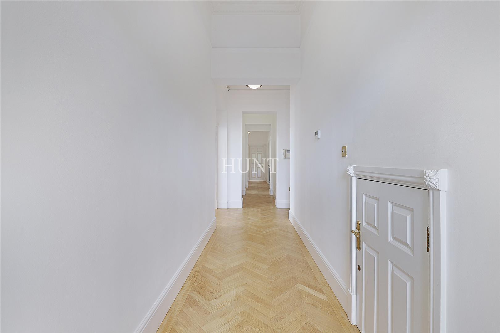 Devonshire House, Woodford Green, IG8 - Slide 14