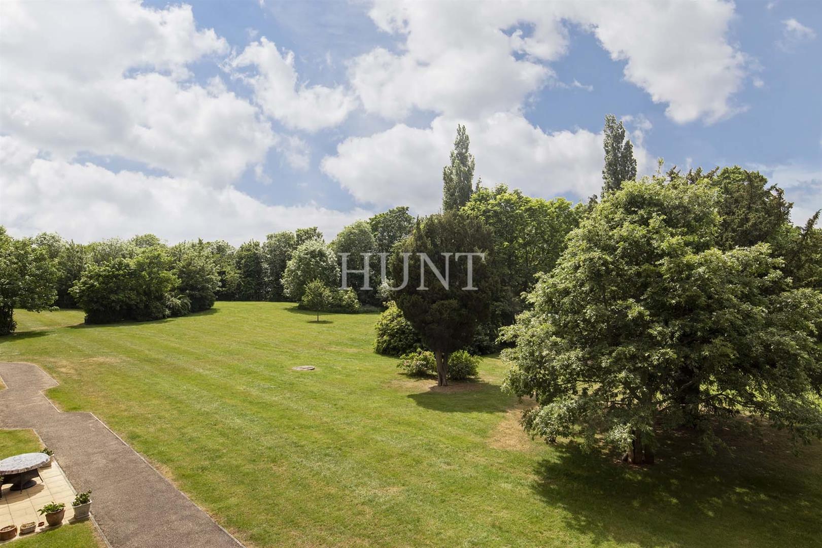 Tavistock House, Woodford Green, IG8 - Slide 18