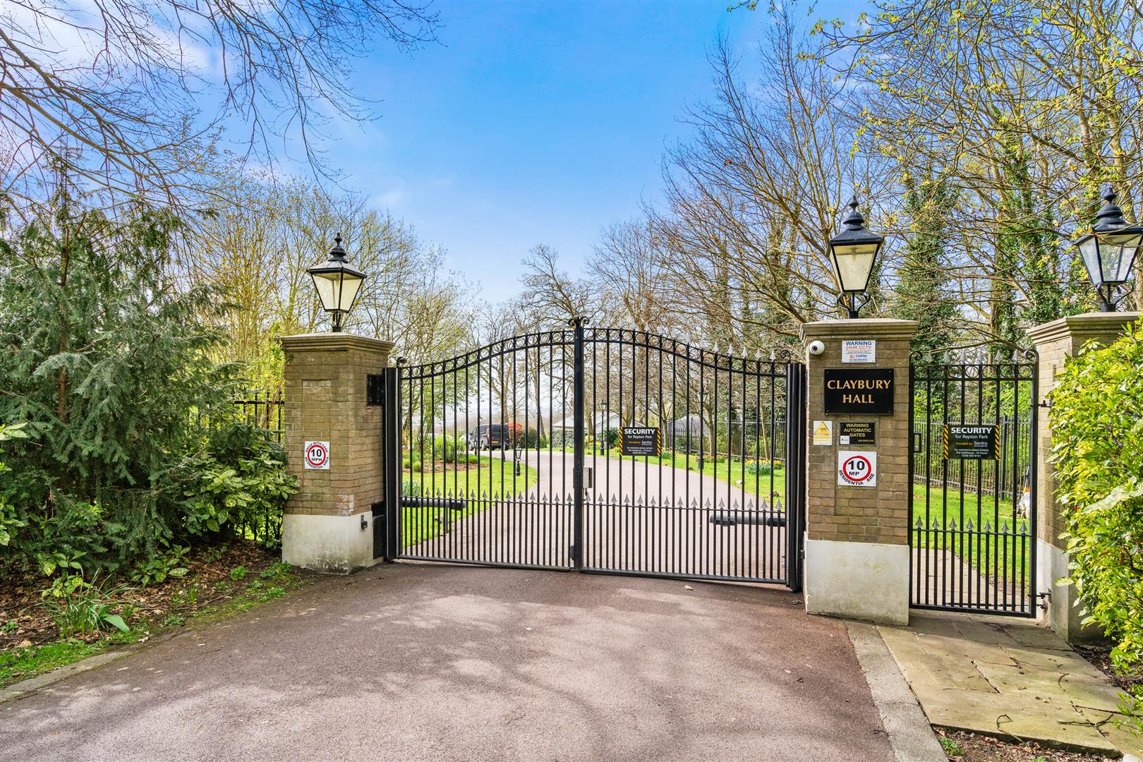 Regents Drive, Woodford Green, IG8 - Slide 18