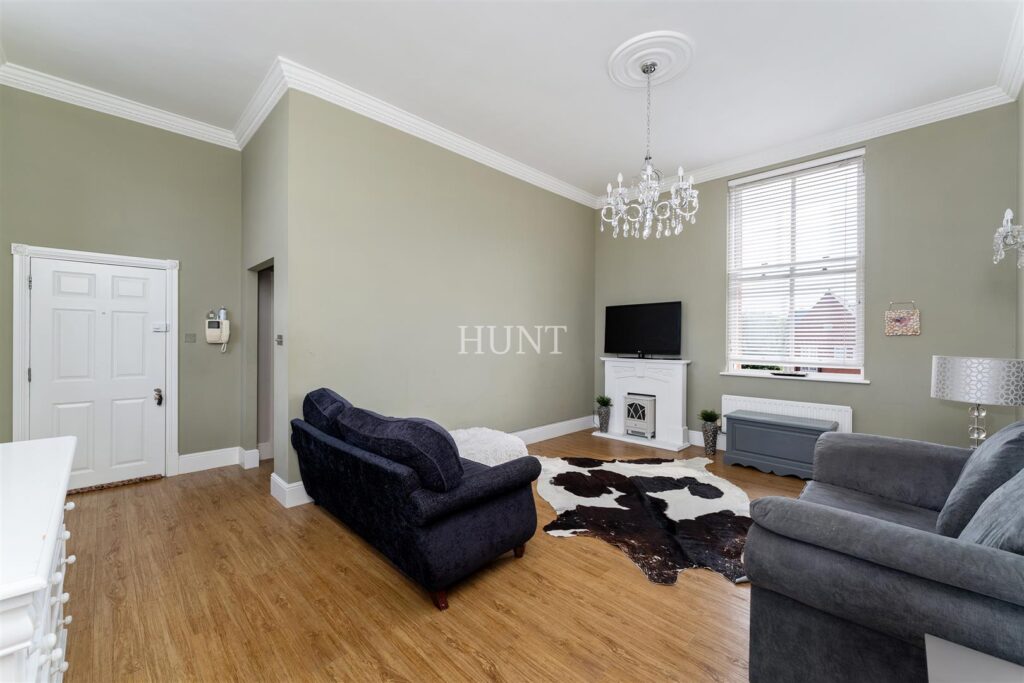 Tavistock House, Woodford Green, IG8