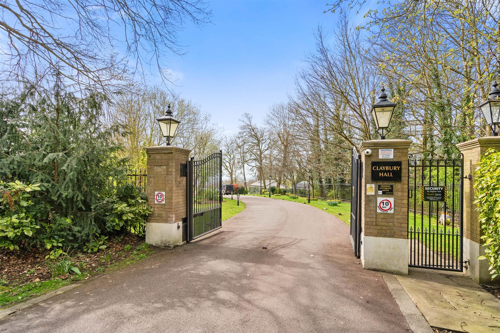 Regents Drive, Woodford Green, IG8 - Slide 19