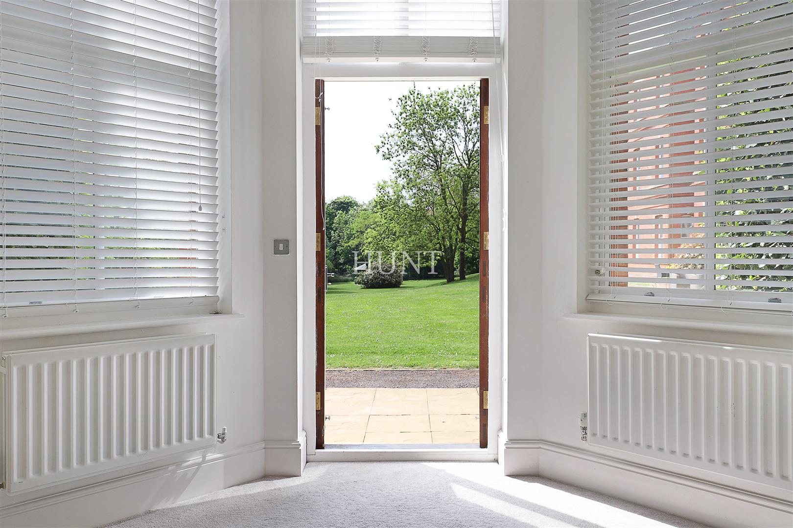 Devonshire House, Woodford Green, IG8 - Slide 3