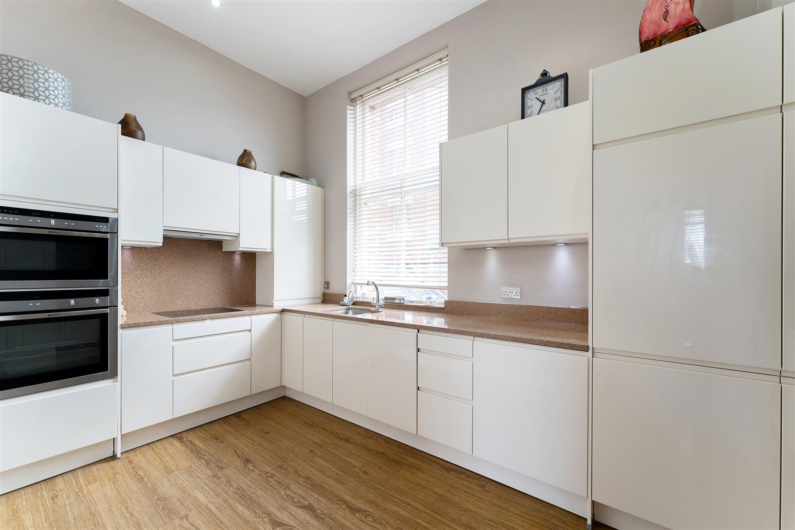 Tavistock House, Woodford Green, IG8 - Slide 21