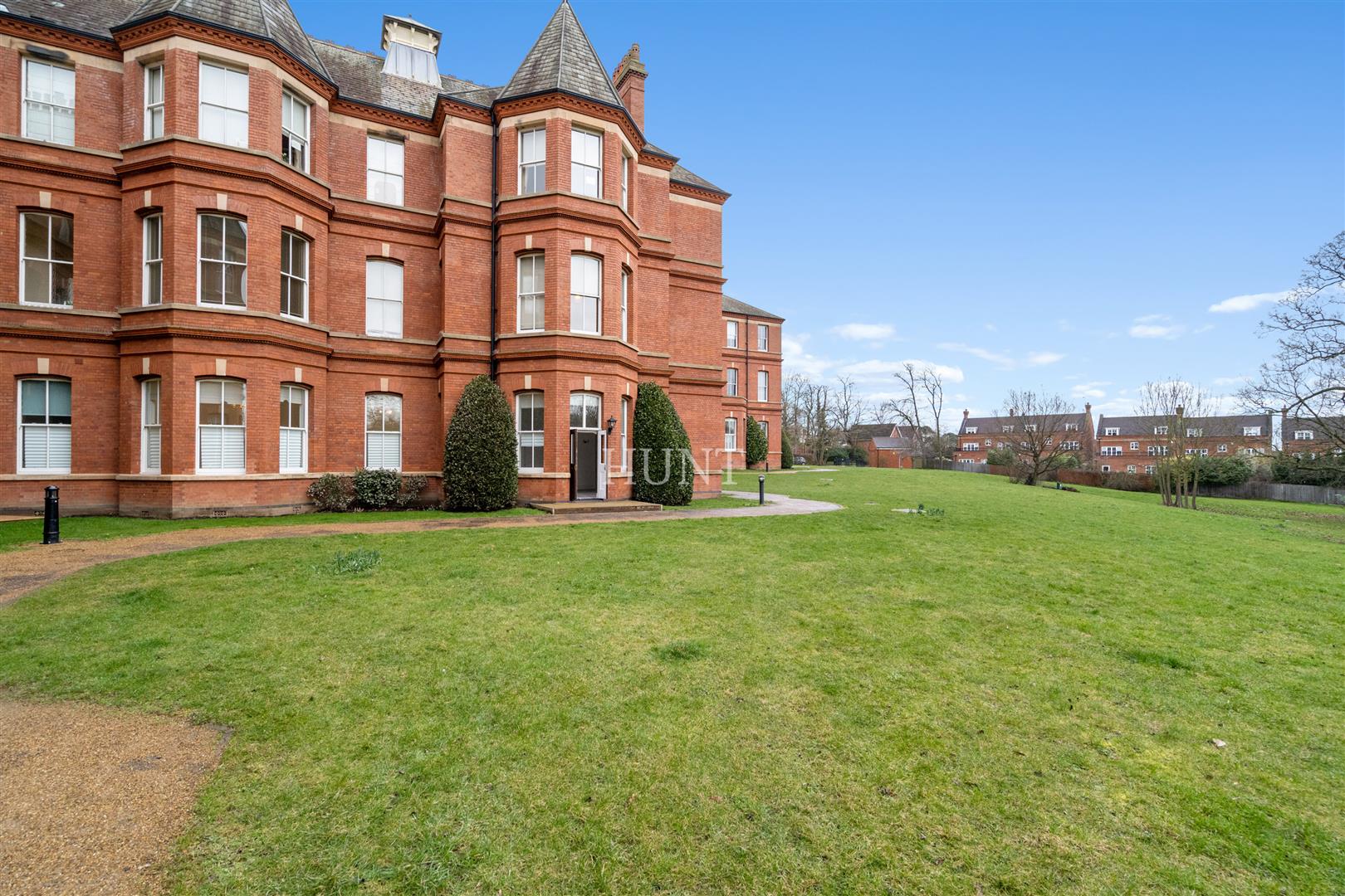 Devonshire House, Woodford Green, IG8 - Slide 19