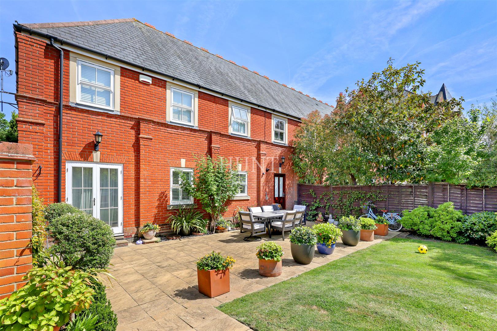 Chapel Mews, Woodford Green, IG8 - Slide 17