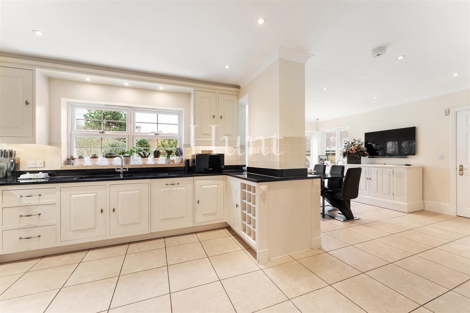 Regents Drive, Woodford Green, IG8 - Slide 28