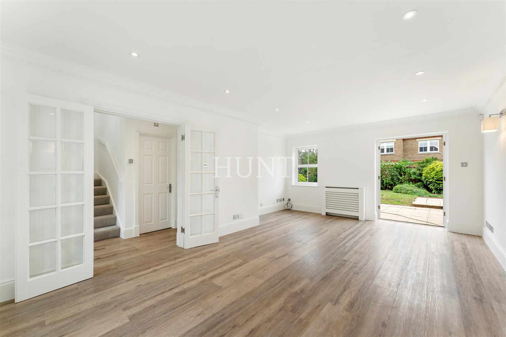 Chapel Mews, Woodford Green, IG8 - Slide 19