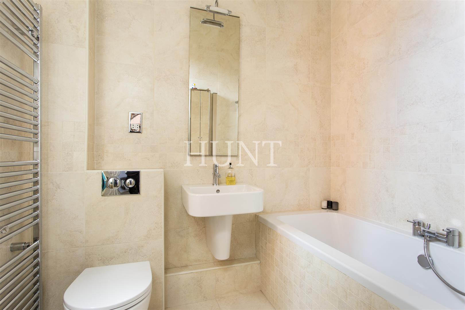 Sutherland House, Woodford Green, IG8 - Slide 29