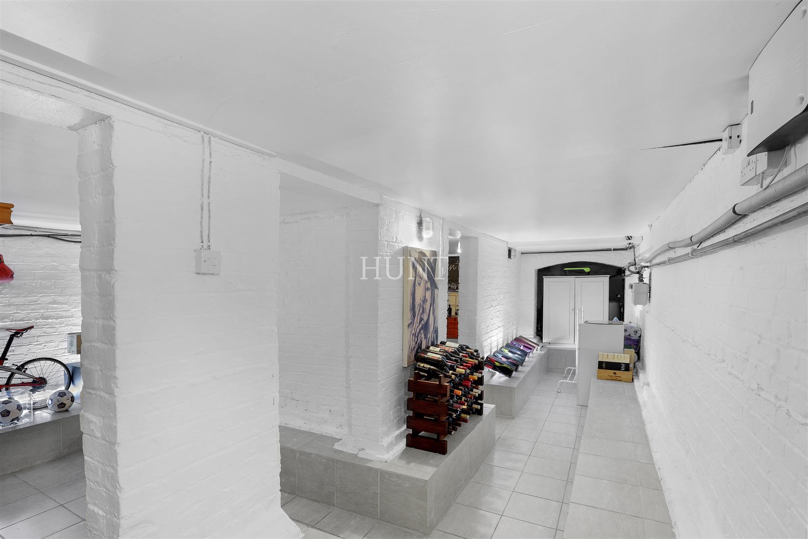 Broomhill Road, Woodford Green, IG8 - Slide 29