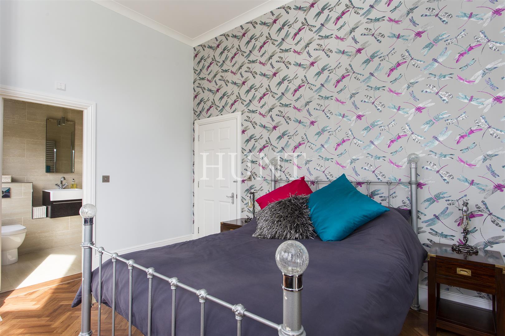 Sutherland House, Woodford Green, IG8 - Slide 31