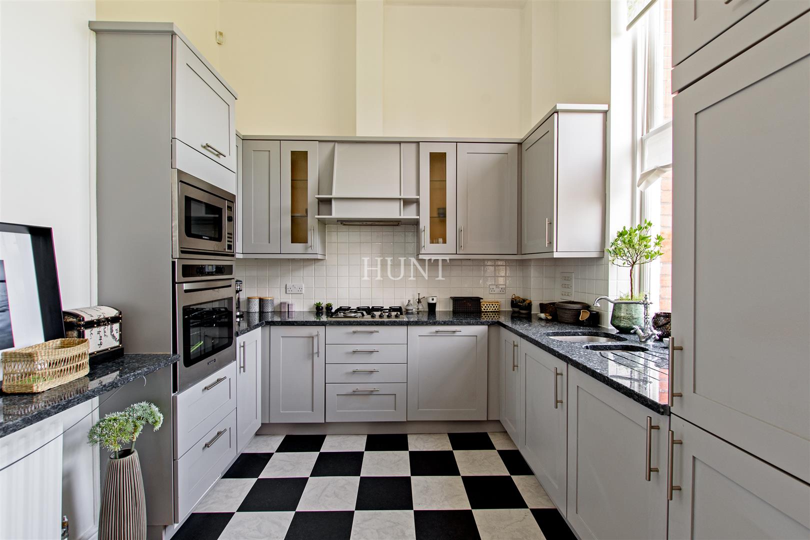 Devonshire House, Woodford Green, IG8 - Slide 33