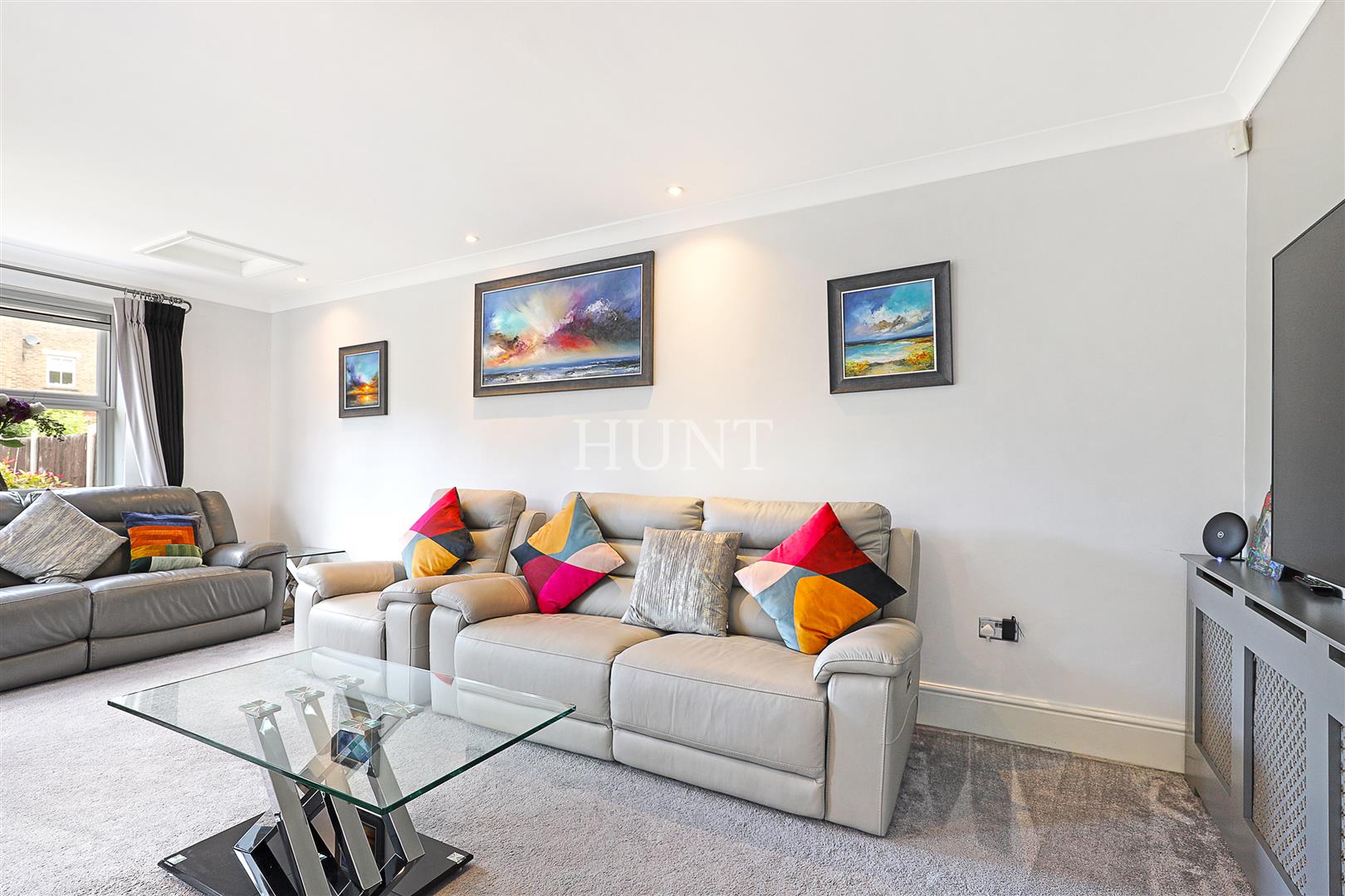 Brandesbury Square, Woodford Green, IG8 - Slide 38