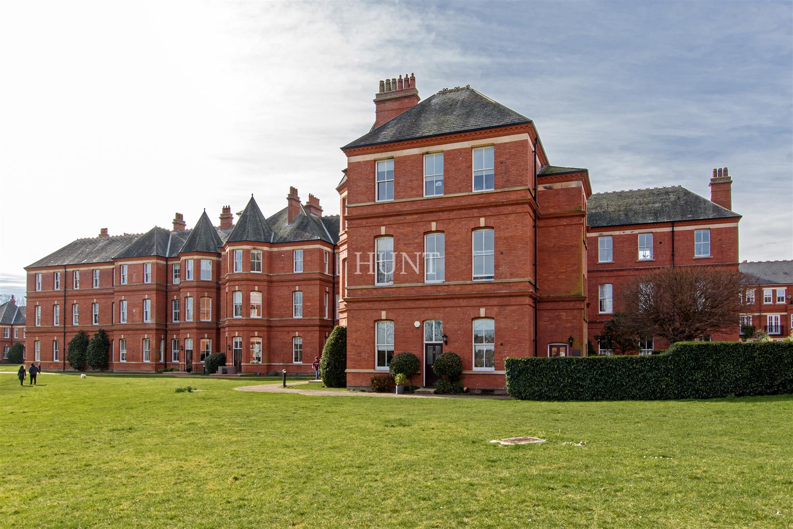 Devonshire House, Woodford Green, IG8 - Slide 5