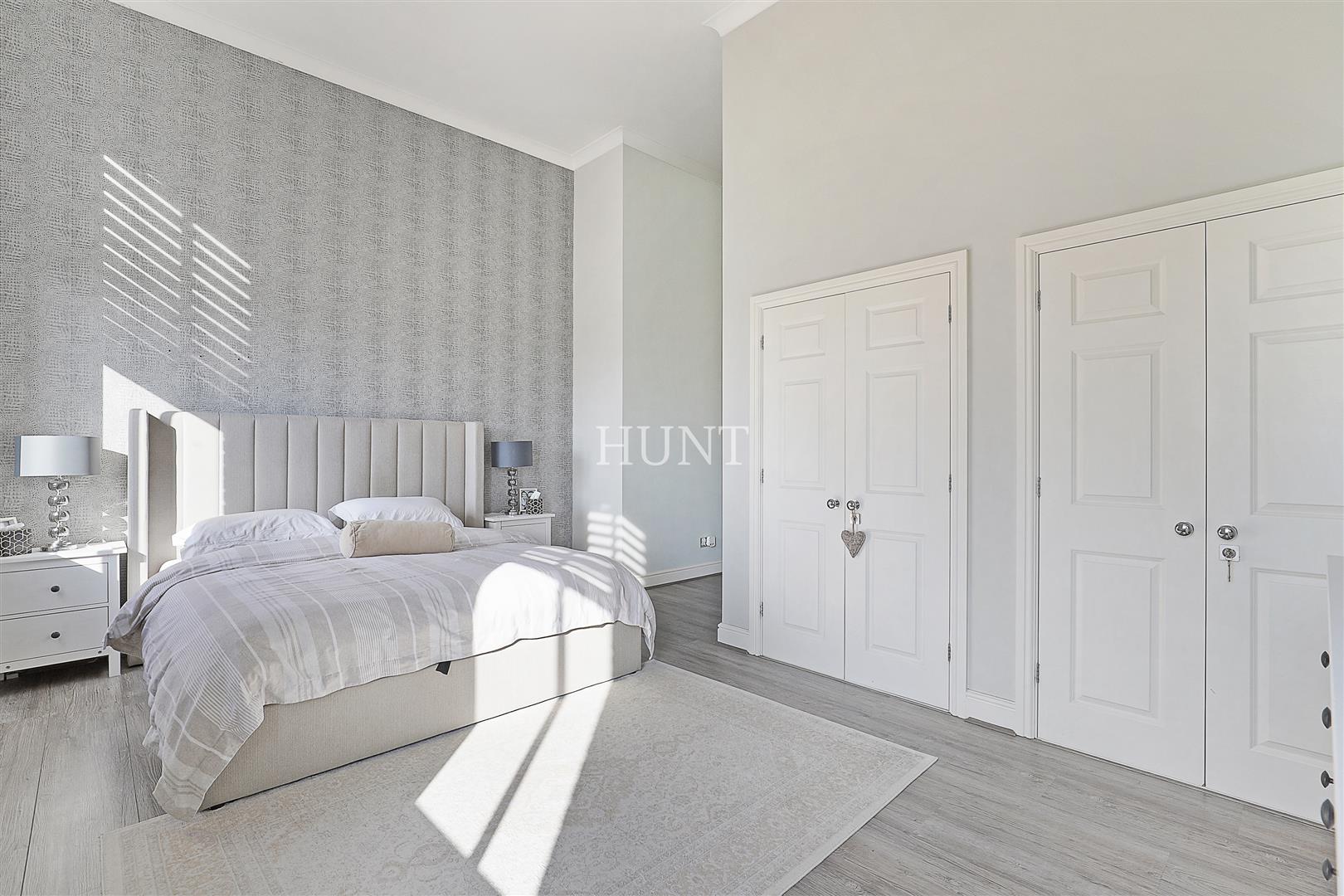 Brandesbury Square, Woodford Green, IG8 - Slide 6