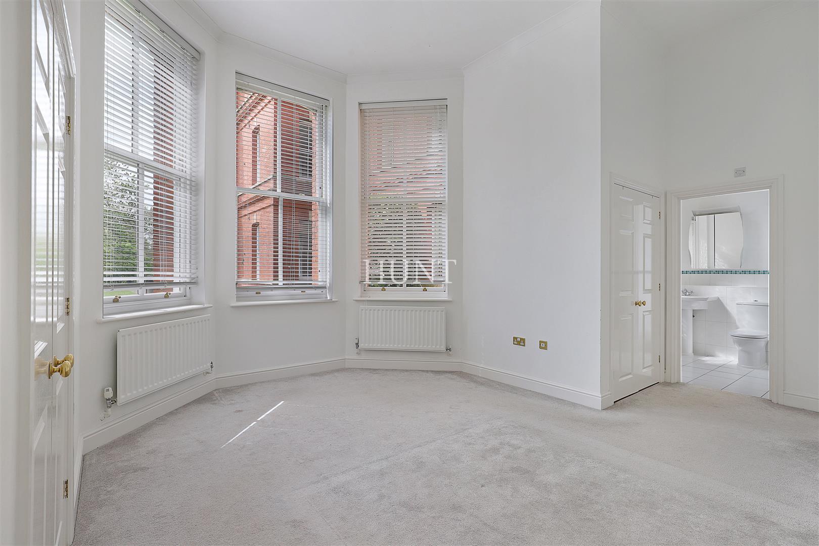 Devonshire House, Woodford Green, IG8 - Slide 6