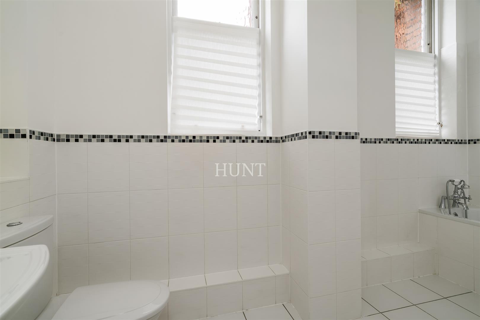 Devonshire House, Woodford Green, IG8 - Slide 9