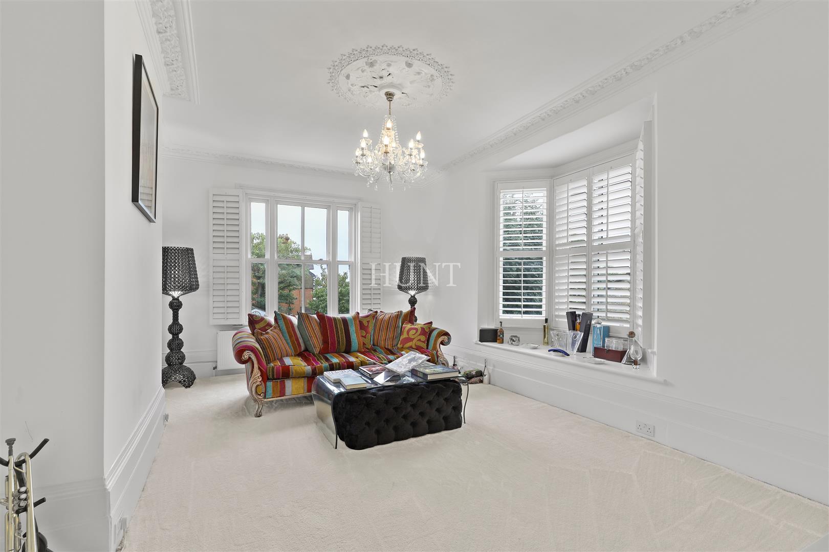 Broomhill Road, Woodford Green, IG8 - Slide 8