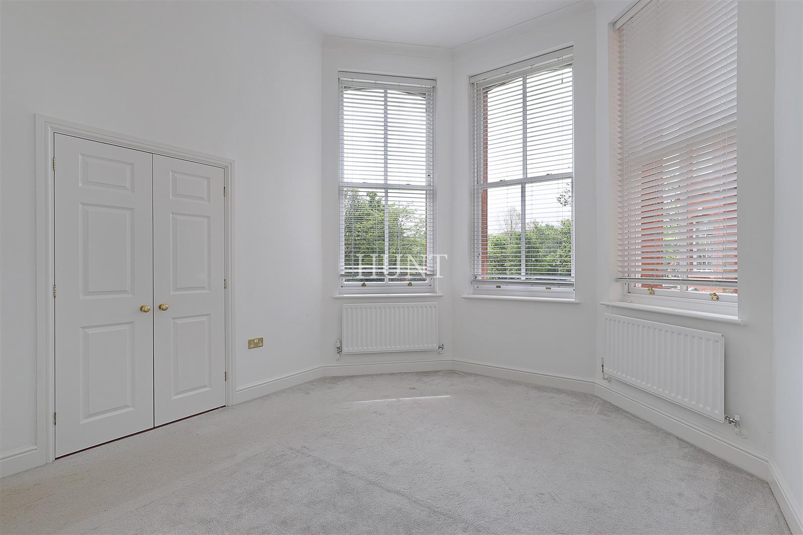 Devonshire House, Woodford Green, IG8 - Slide 10