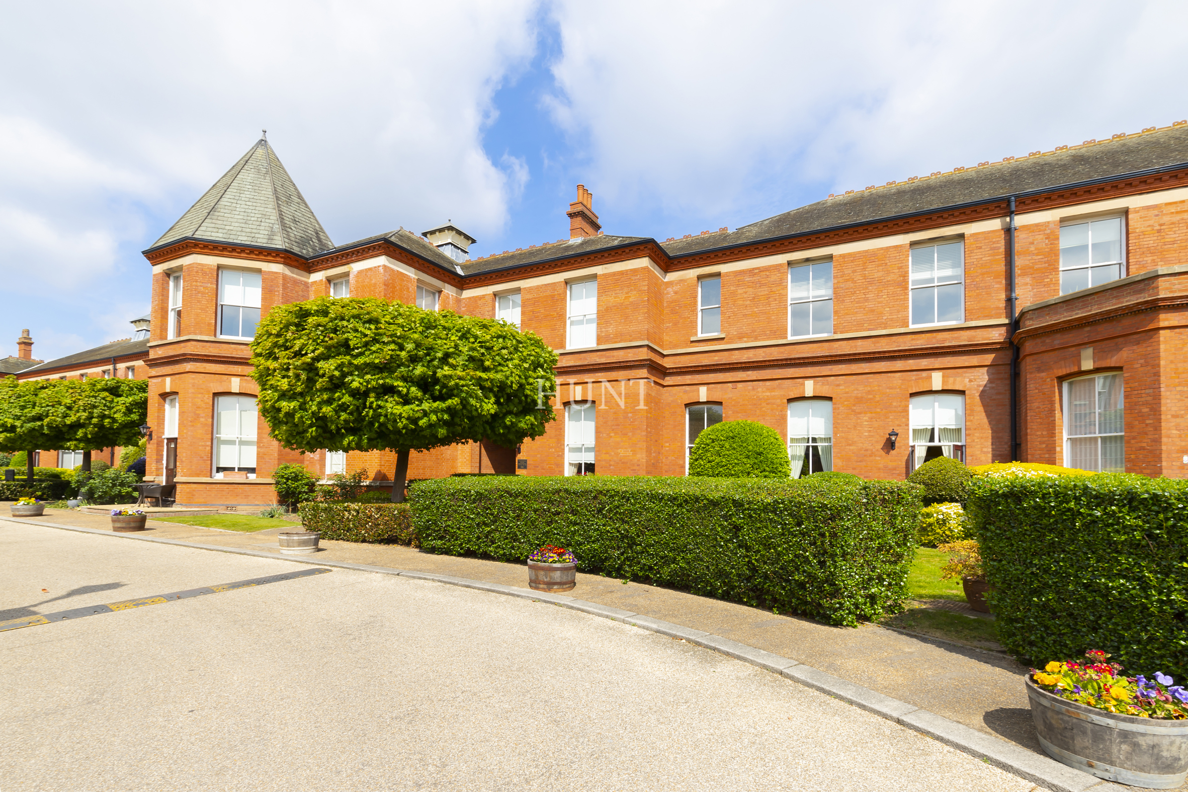 Kensington House, Repton Park, Woodford Green IG8 - Slide 15