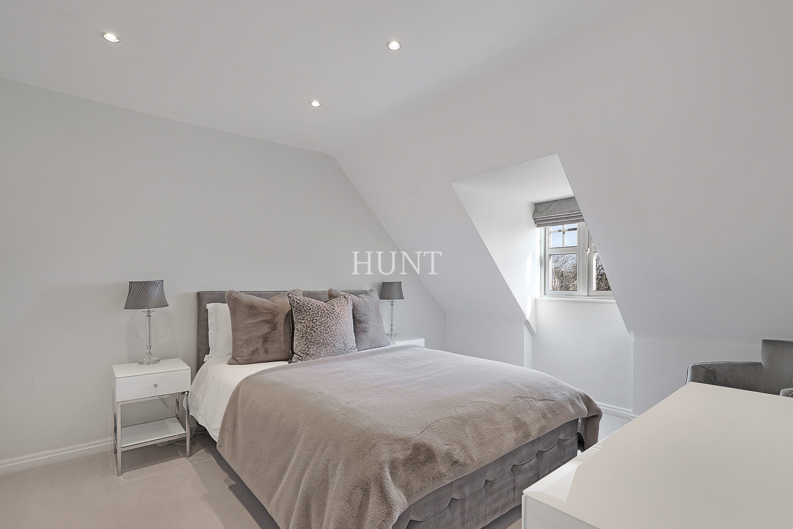 Hazel Lane, The Avenue, Repton Park, Woodford Green, IG6 - Slide 14