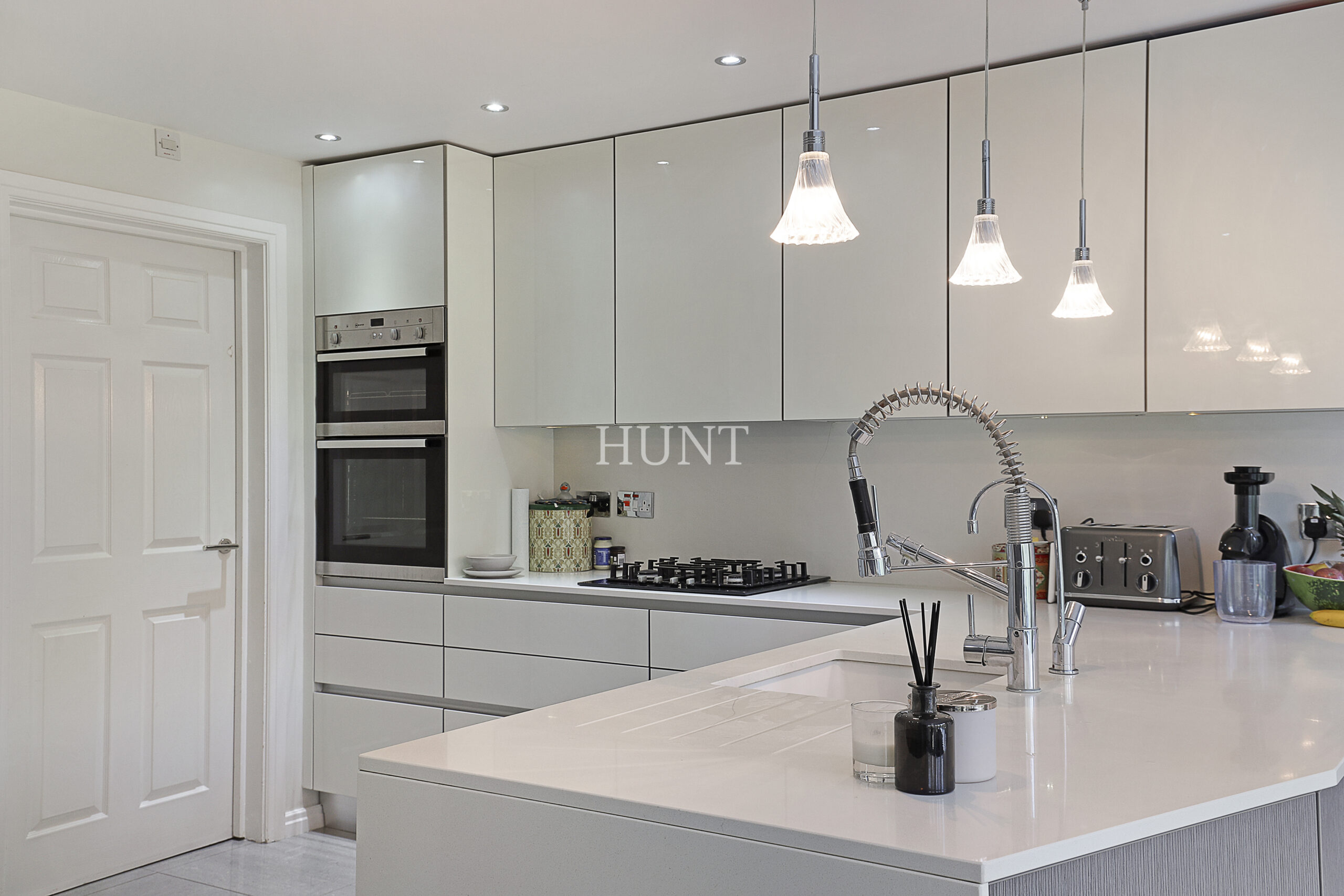 Hazel Lane, The Avenue, Repton Park, Woodford Green, IG6 - Slide 3