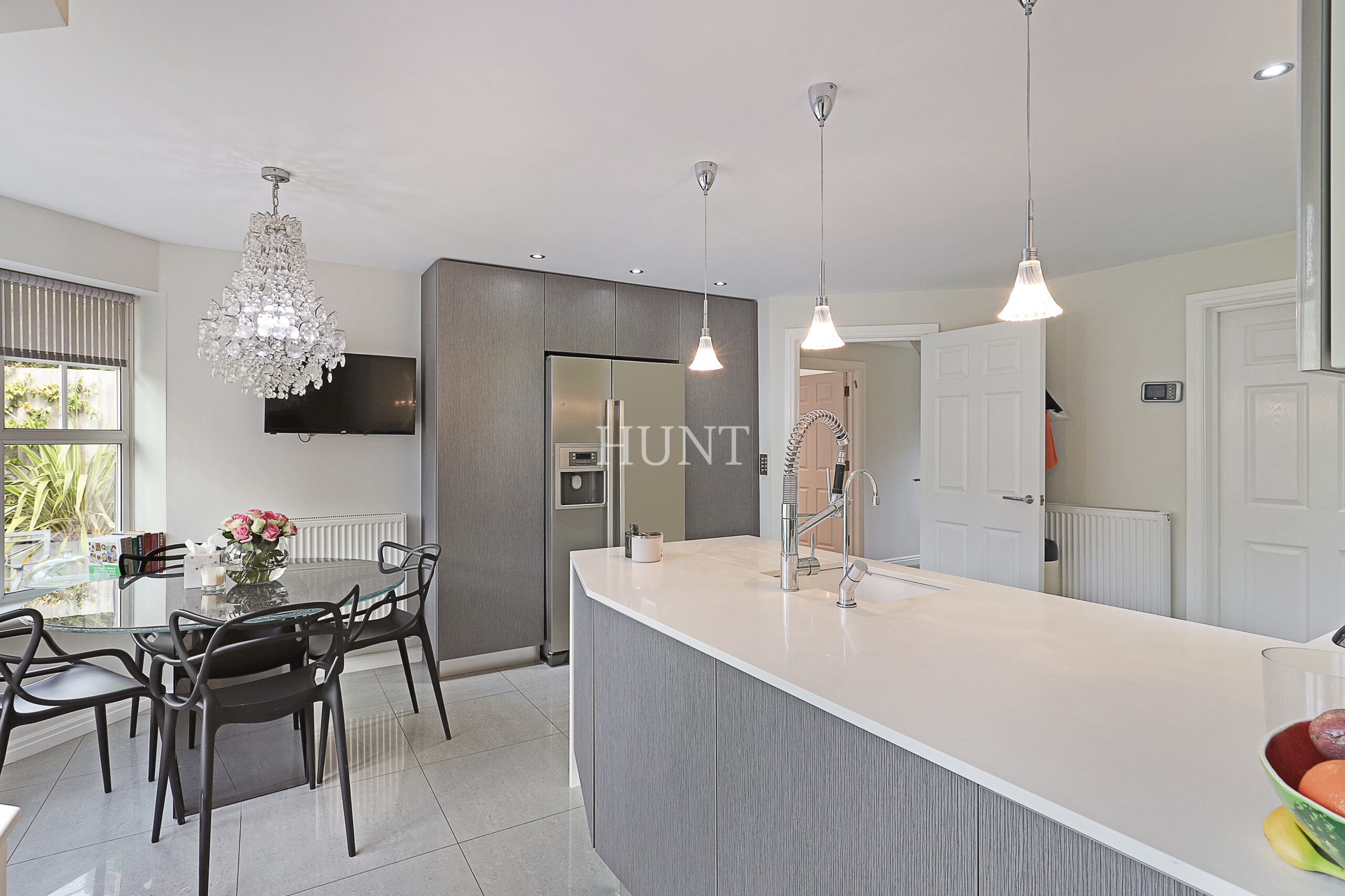 Hazel Lane, The Avenue, Repton Park, Woodford Green, IG6 - Slide 4