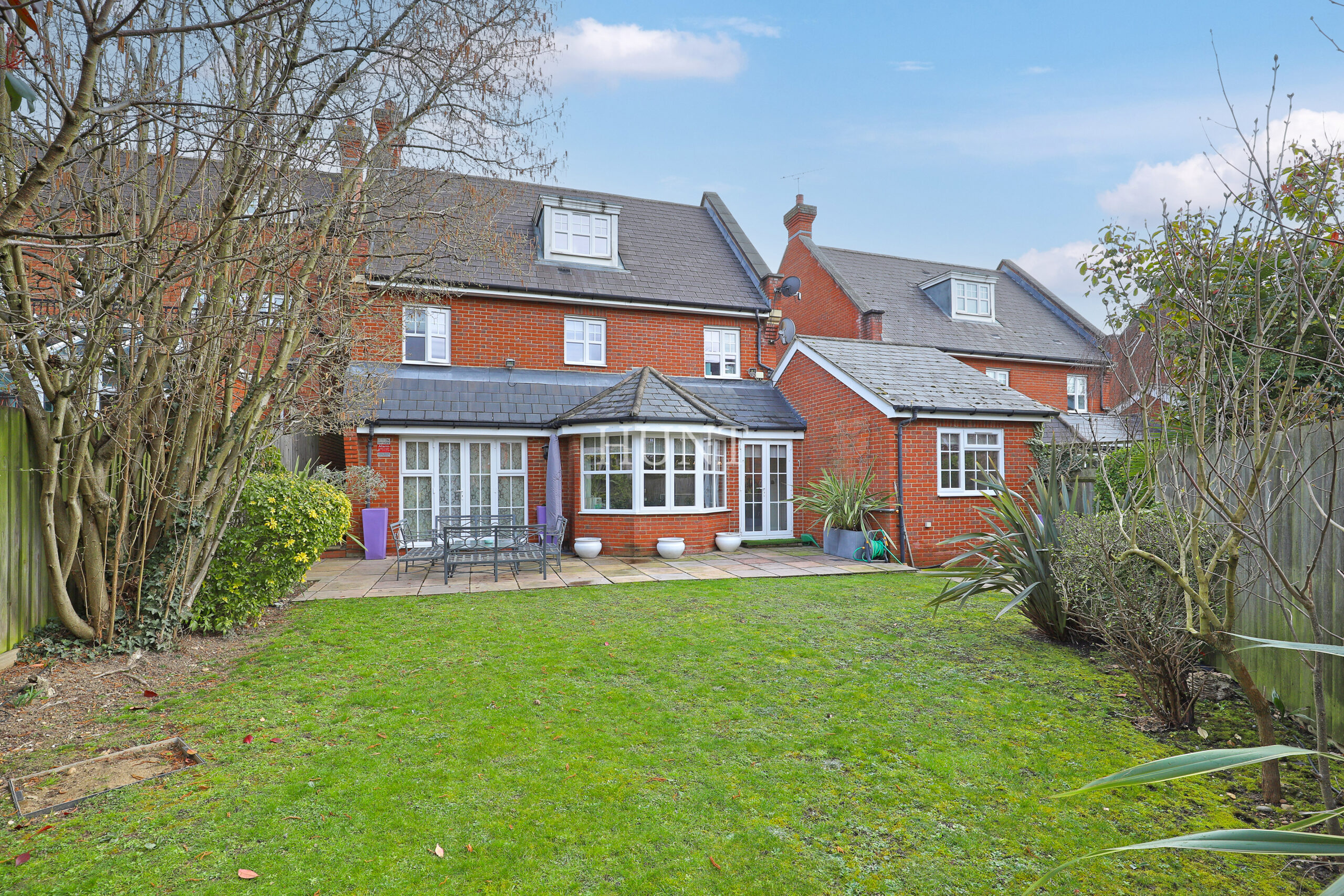 Hazel Lane, The Avenue, Repton Park, Woodford Green, IG6 - Slide 16