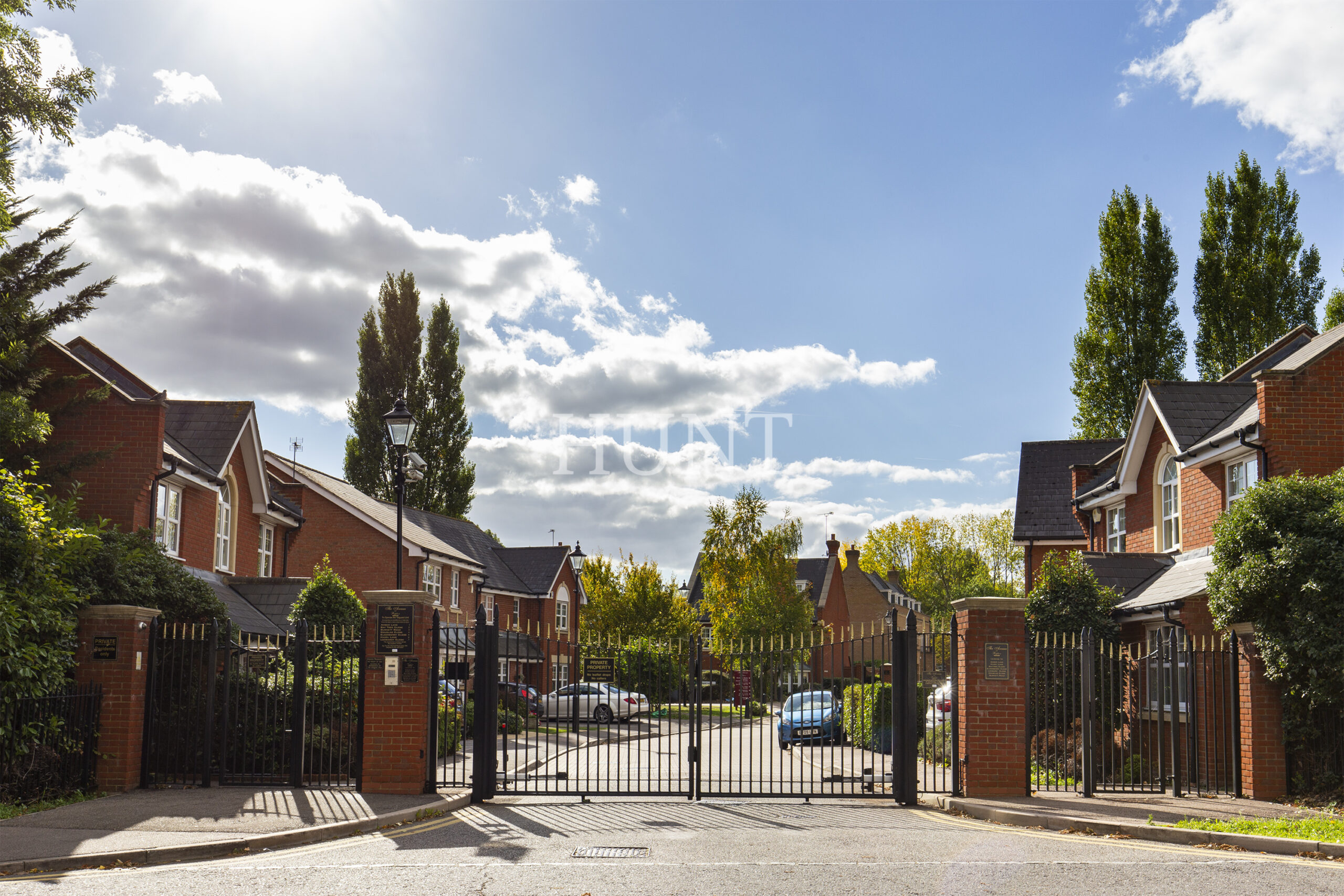 Hazel Lane, The Avenue, Repton Park, Woodford Green, IG6 - Slide 18