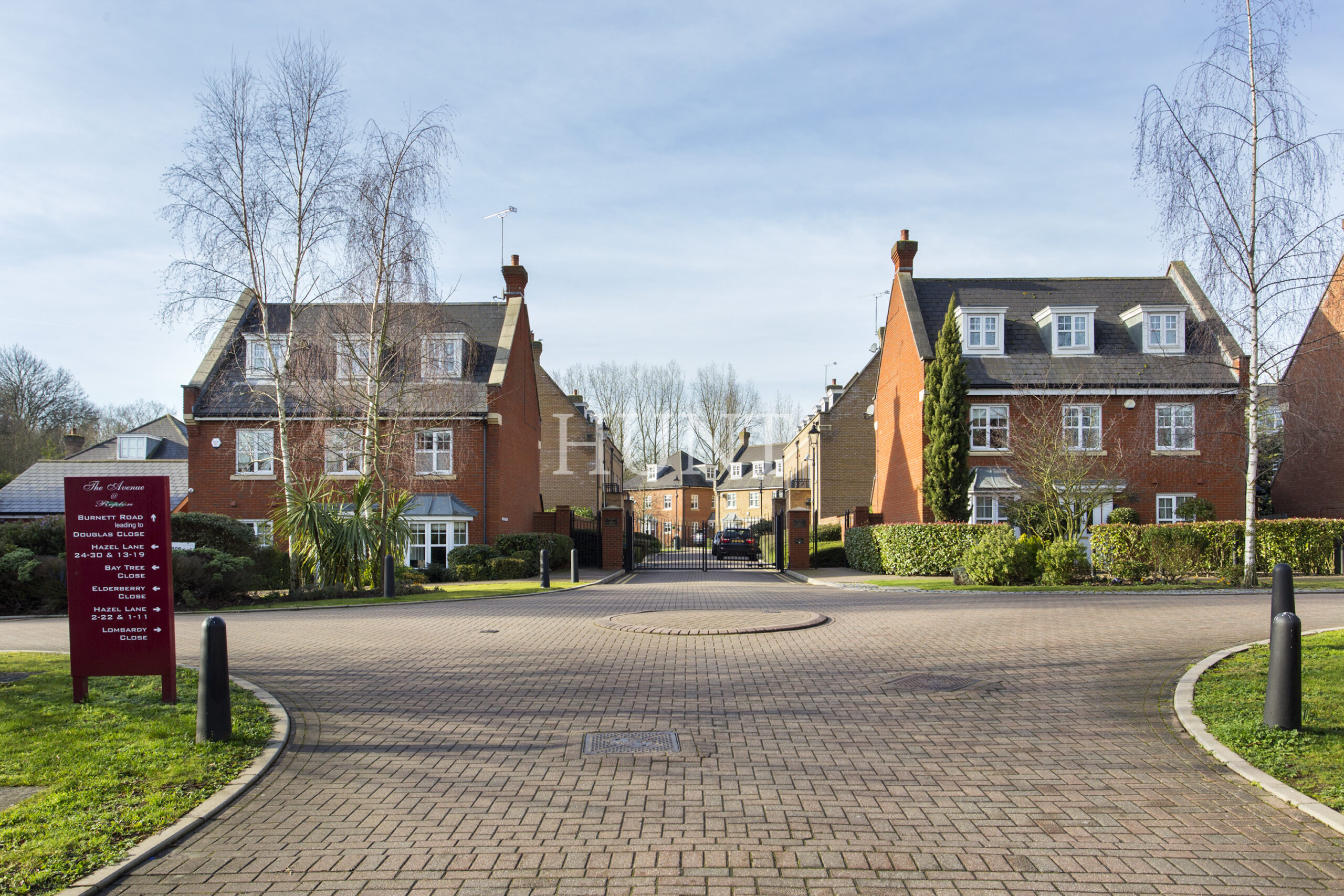 Hazel Lane, The Avenue, Repton Park, Woodford Green, IG6 - Slide 21