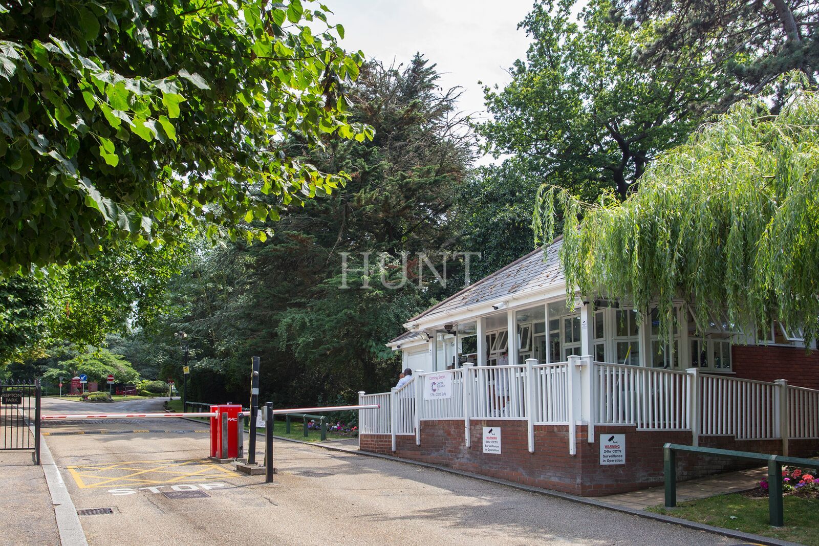 Marlowe House, Repton park, Woodford Green IG8 - Slide 19