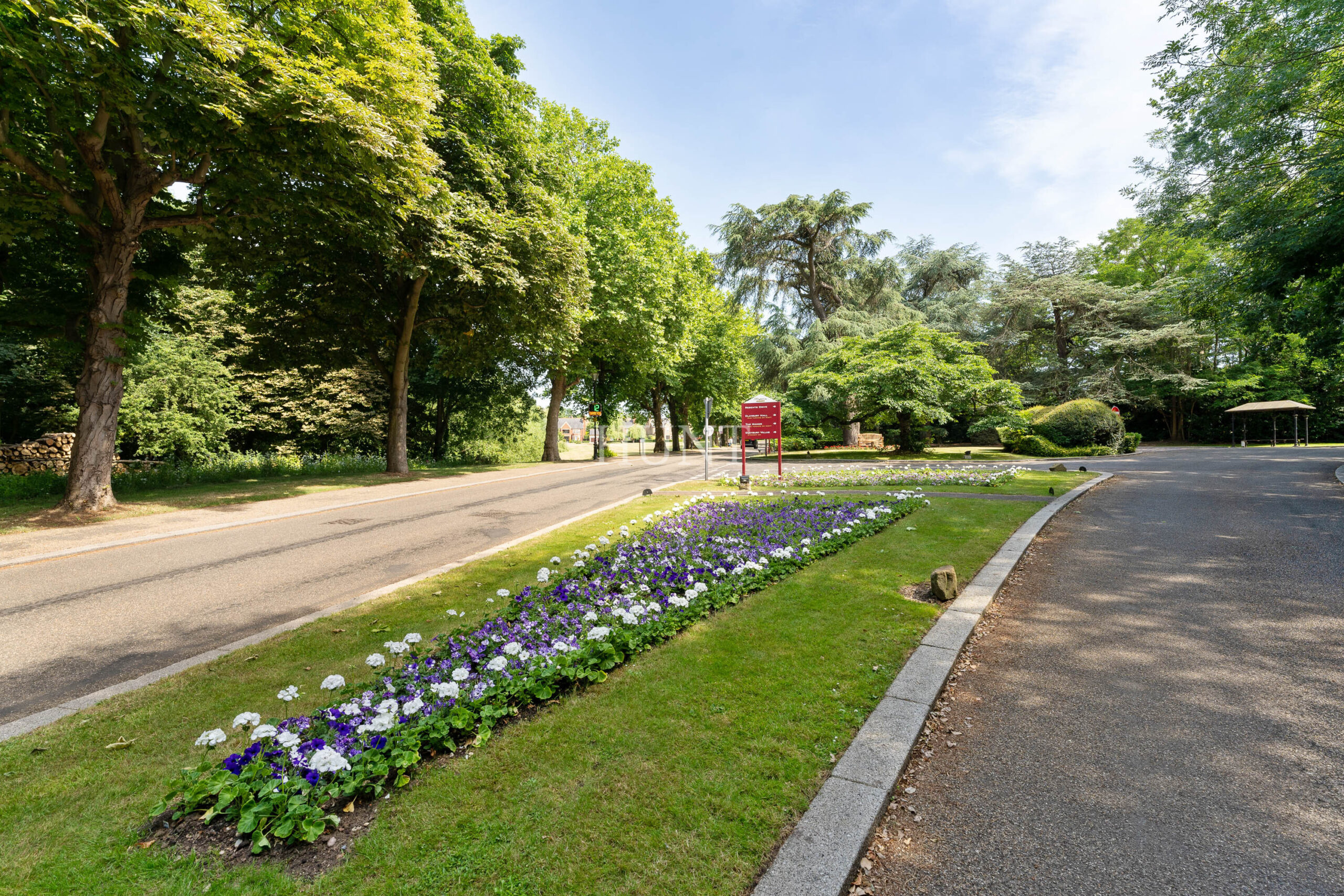 Marlowe House, Repton park, Woodford Green IG8 - Slide 20