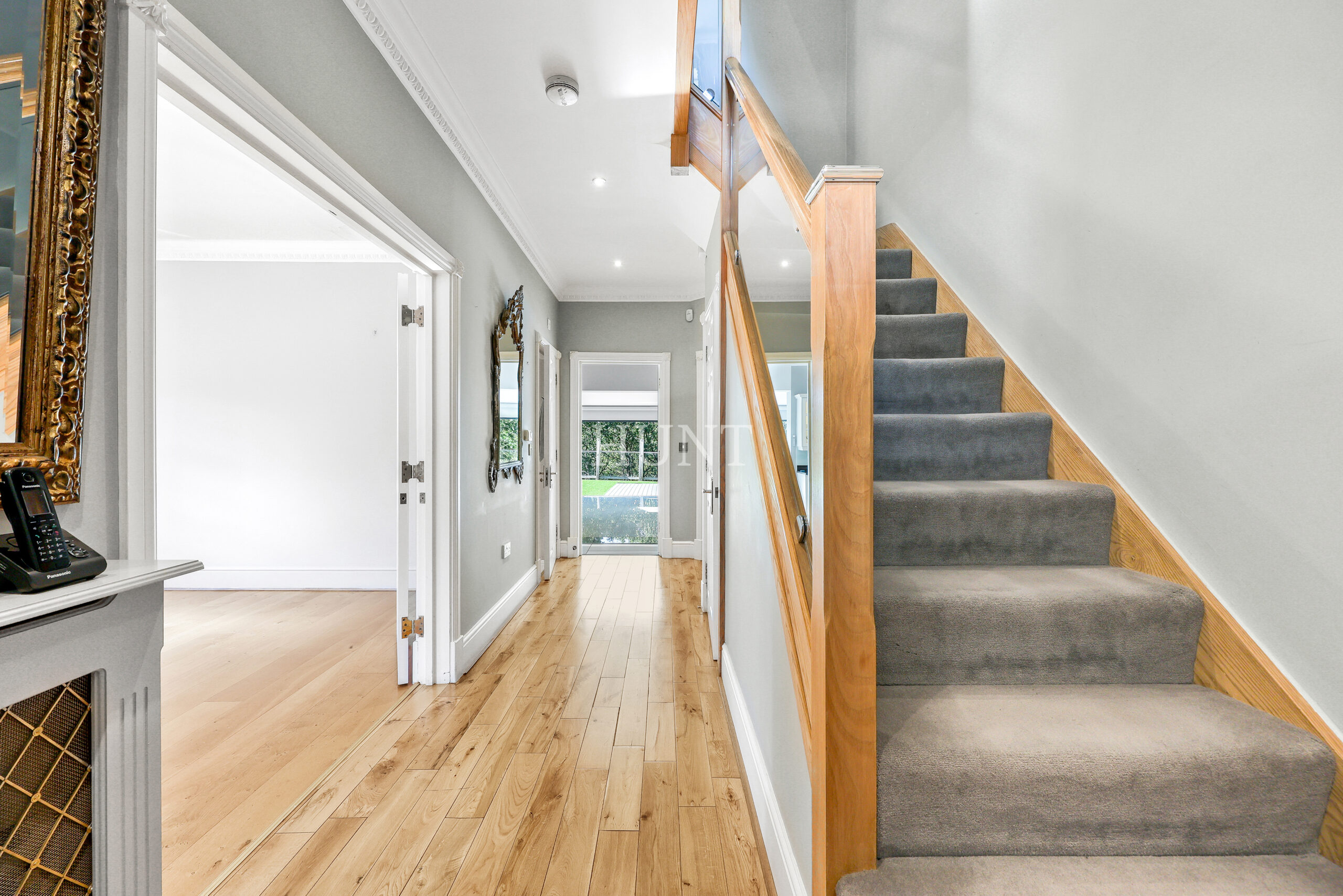 Regents Drive, Repton Park, Woodford Green, IG8 - Slide 14