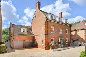 Regents Drive, Repton Park, Woodford Green, IG8