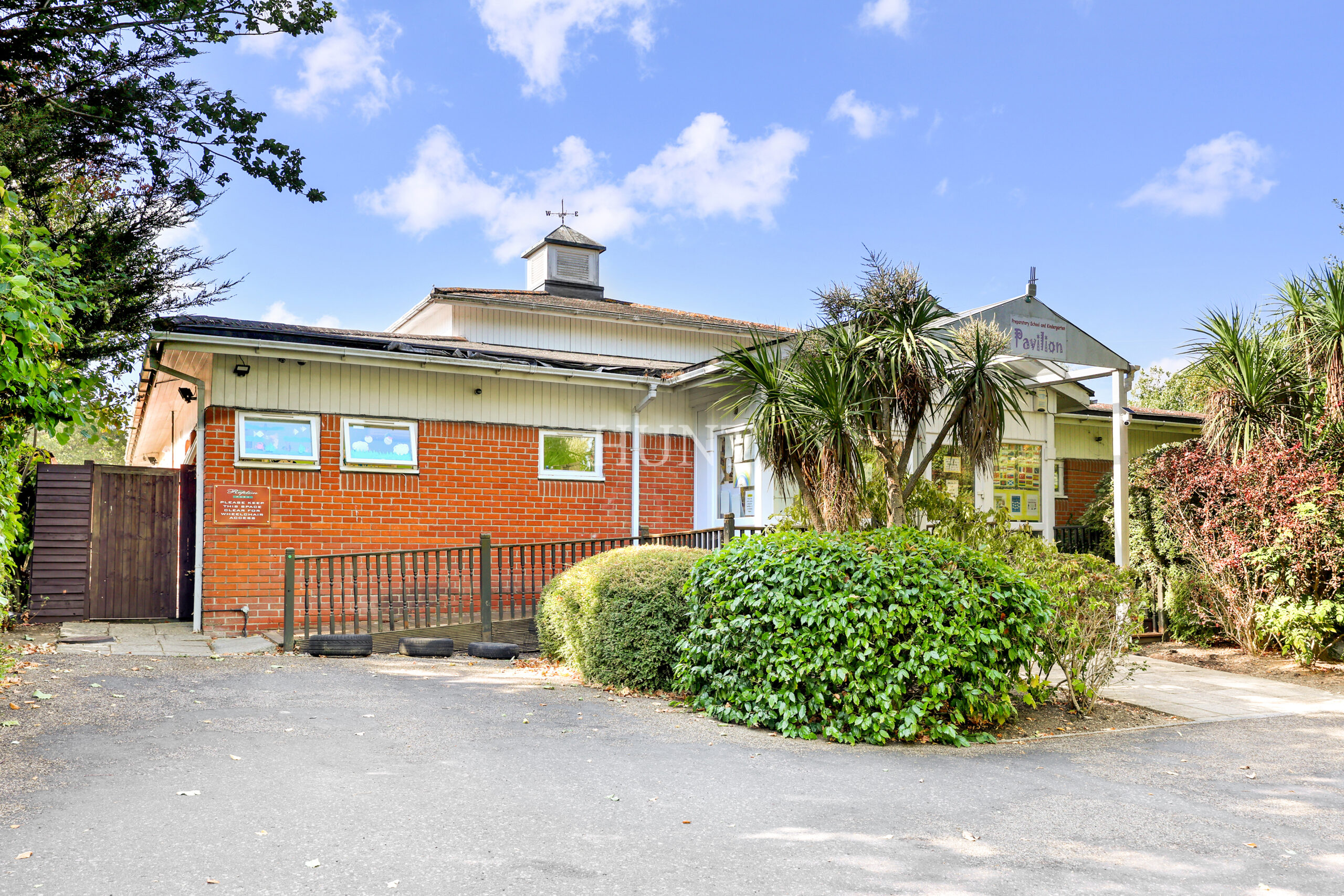 Cheltenham House, Repton Park, Woodford Green, Essex, IG8 - Slide 22