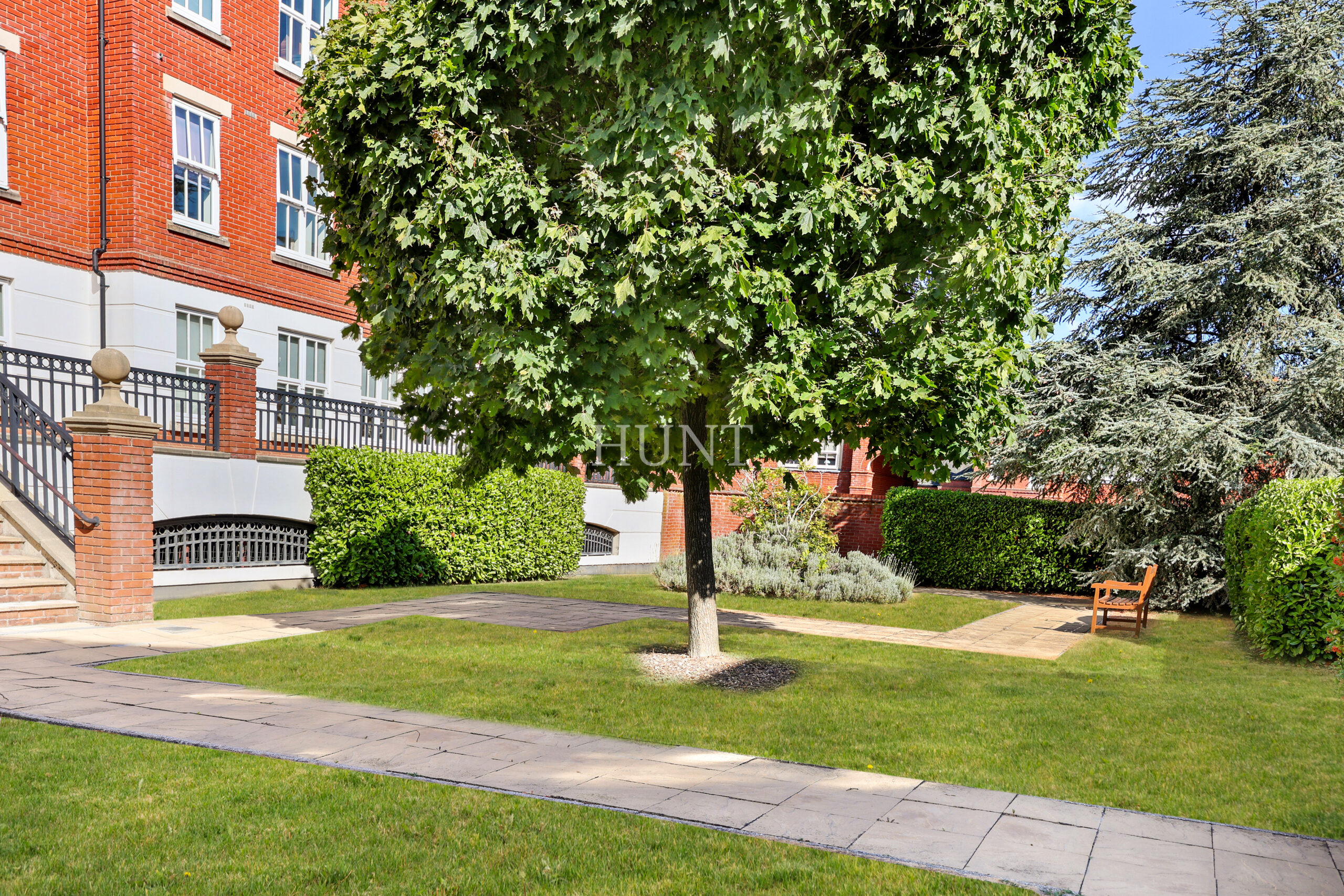 Cheltenham House, Repton Park, Woodford Green, Essex, IG8 - Slide 23